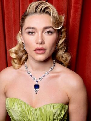 Florence Pugh Nude Photos photo 84