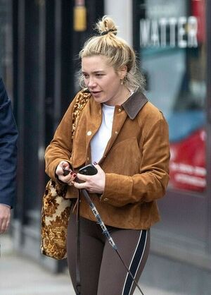 Florence Pugh Nude Photos photo 94