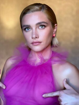 Florence Pugh Nude Photos photo 167