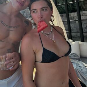 Florence Pugh Nude Photos photo 265