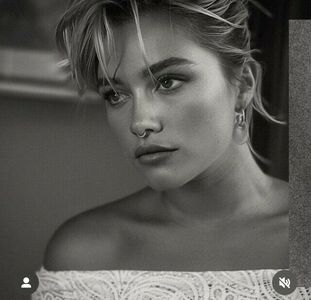 Florence Pugh Nude Photos photo 282