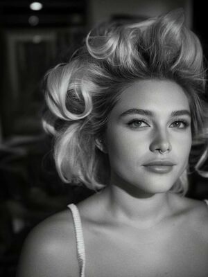 Florence Pugh Nude Photos photo 287