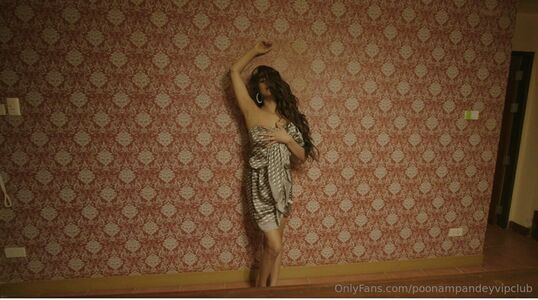 PoonamPandeyTV Nude Photos photo 7