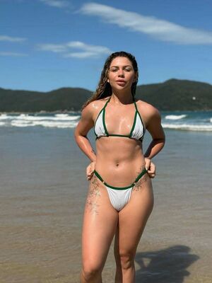 Dani Motta Nude Photos photo 22