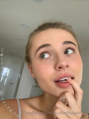 Elizabeth Vasilenko Nude Photos photo 58