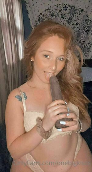 Onebigkisss Nude Photos photo 79