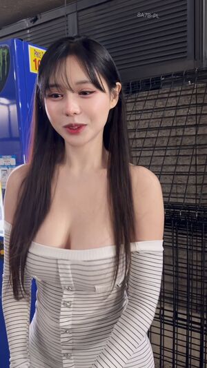Seo Ahn Nude Photos photo 6