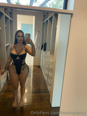 Mamigianyy Nude Photos photo 131