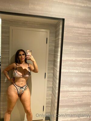 Mamigianyy Nude Photos photo 238