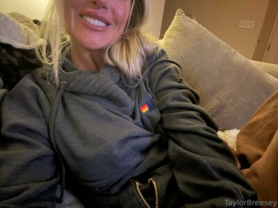 Taylorbreesey Nude Photos photo 57