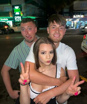 Pom_wm Nude Photos photo 201