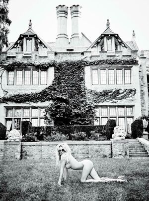 Pamela Anderson Nude Photos photo 70