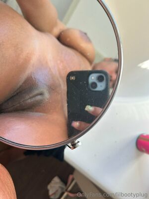 Lilbootyplug Nude Photos photo 8