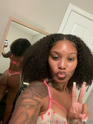 Lilbootyplug Nude Photos photo 16