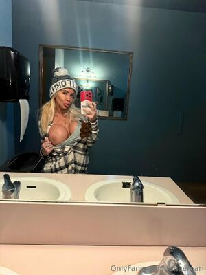 Danae Mari Nude Photos photo 4