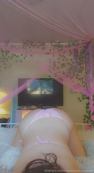 Strawberryshortcakeee Nude Photos photo 84