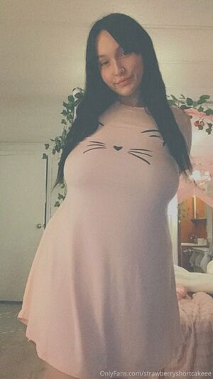 Strawberryshortcakeee Nude Photos photo 88