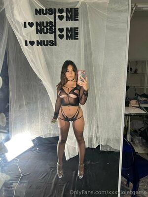 Xxxvioletgems Nude Photos photo 10