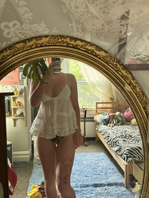 Luvliii Nude Photos photo 298