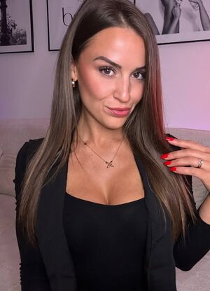 Anna Divina Nude Photos photo 10