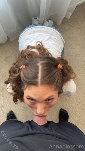 Anna Blossom Nude Photos photo 11