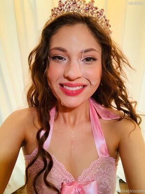 Anna Blossom Nude Photos photo 273
