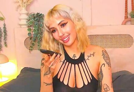 Zeena Valvona Nude Photos photo 73