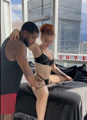 OnlyCinnaBuns Nude Photos photo 10