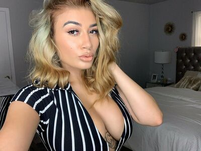 Feetbysvett Nude Photos photo 29