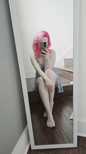 ItsLeslie Nude Photos photo 8
