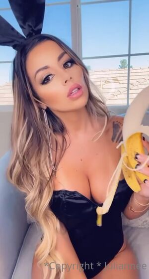 Juli Annee Nude Photos photo 291