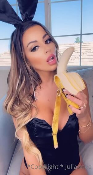 Juli Annee Nude Photos photo 293