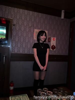 Sunwall95 Nude Photos photo 14