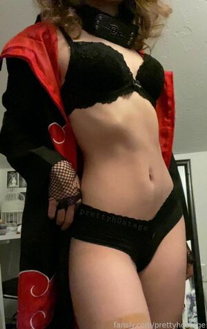 Prettyhostage Nude Photos photo 262