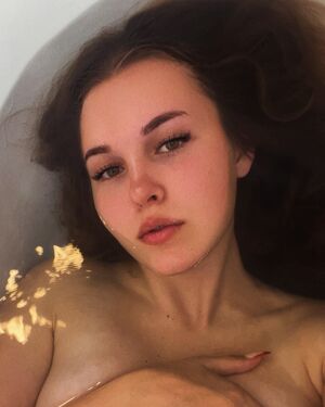 Cassie Claire Nude Photos photo 33