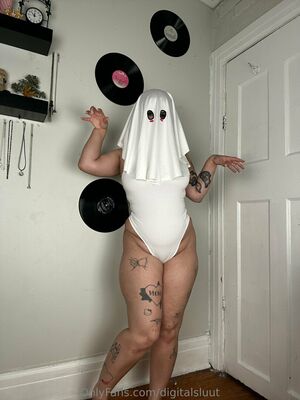 Digitalsluut Nude Photos photo 14