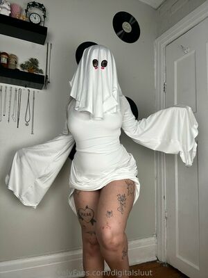Digitalsluut Nude Photos photo 39