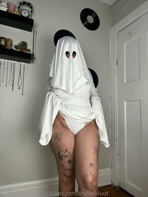 Digitalsluut Nude Photos photo 40