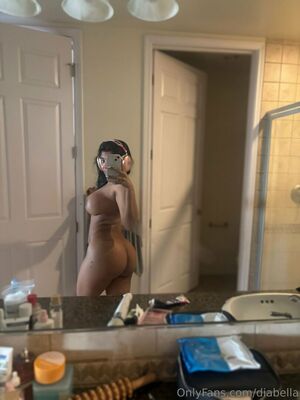 Diabella Nude Photos photo 13