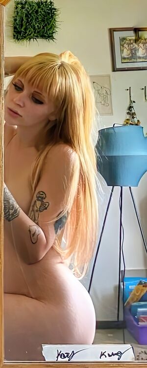 Loverlaci Nude Photos photo 22
