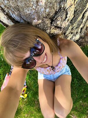 KatieDaisy Nude Photos photo 33