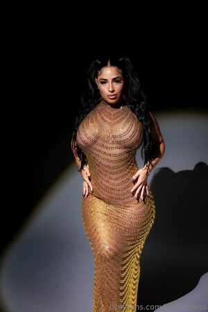 Badlilshego Nude Photos photo 17