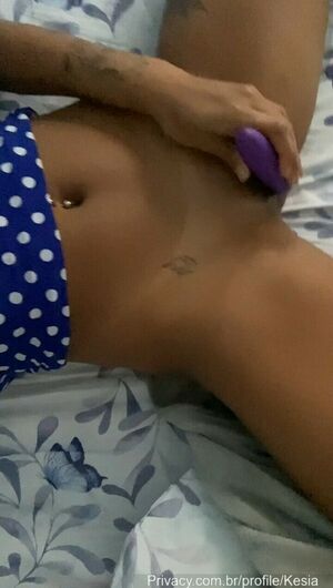 Kesia Lins Nude Photos photo 44
