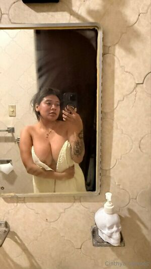 Cinthya Campos Nude Photos photo 45