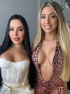 Bruna Lambertini Nude Photos photo 40