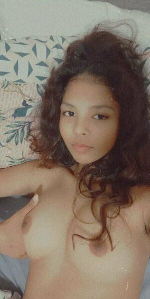 Luvrynnie Nude Photos photo 3