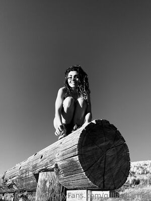 Gillian Barnes Nude Photos photo 188