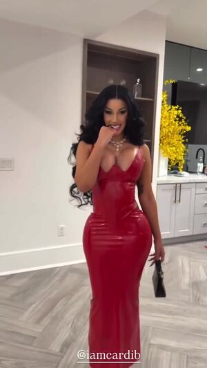 Cardi B Nude Photos photo 24