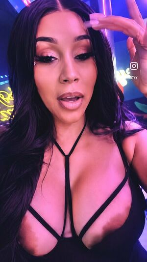 Cardi B Nude Photos photo 44
