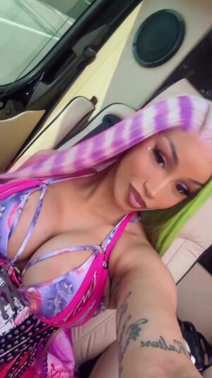 Cardi B Nude Photos photo 49